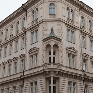 The Palace And Hotel